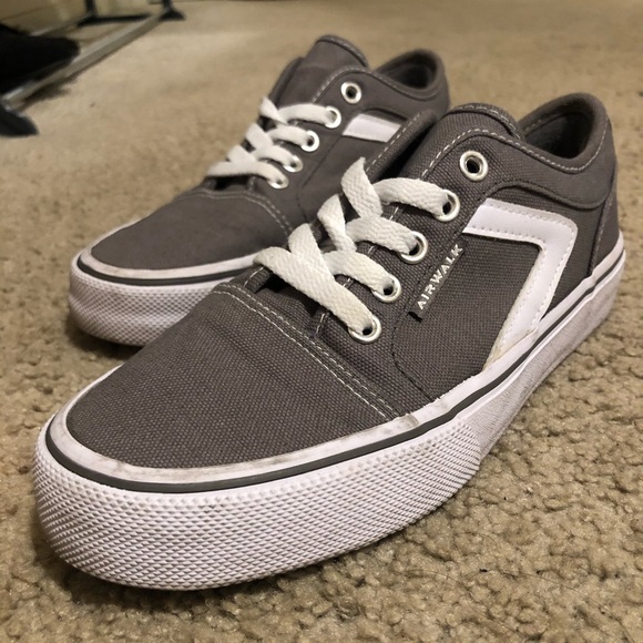 airwalk grey shoes